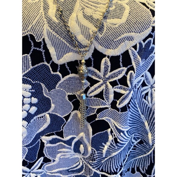 Alfred Dunner Blouse NEW Top Blue & White Pattern size Medium 3/4 Sleeve Dressy - Picture 7 of 12